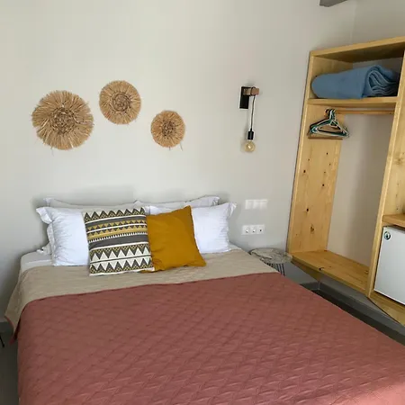 Afrodete Firostefani