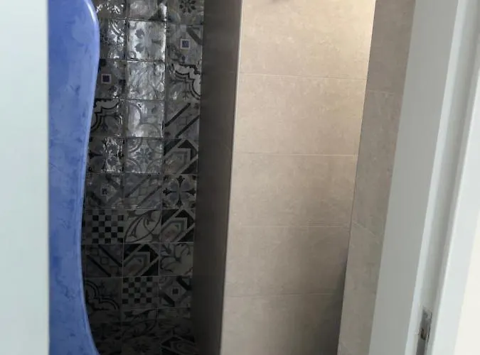 阿弗罗蒂特酒店 酒店 *