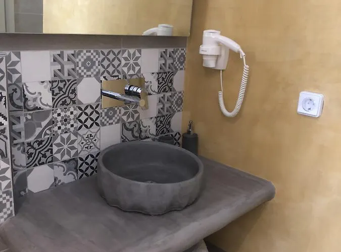 阿弗罗蒂特酒店 酒店 菲罗斯特法尼