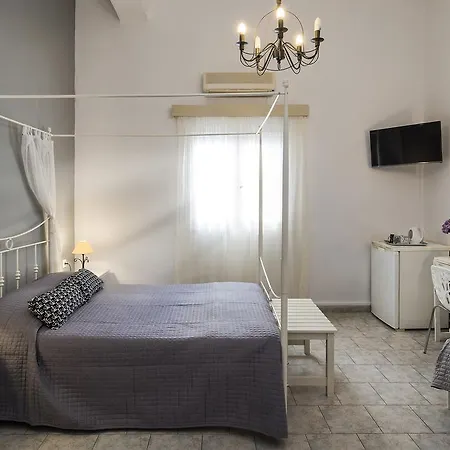 Hotel Afrodete Firostefani