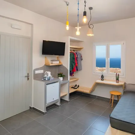 Hotel Afrodete Firostefani