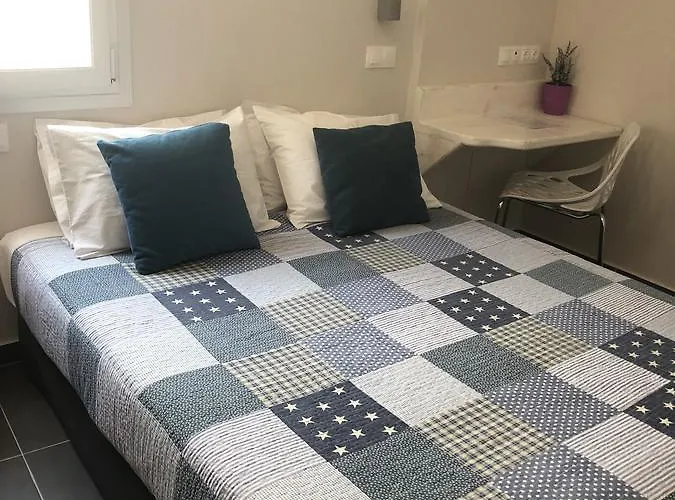 阿弗罗蒂特酒店 * 菲罗斯特法尼