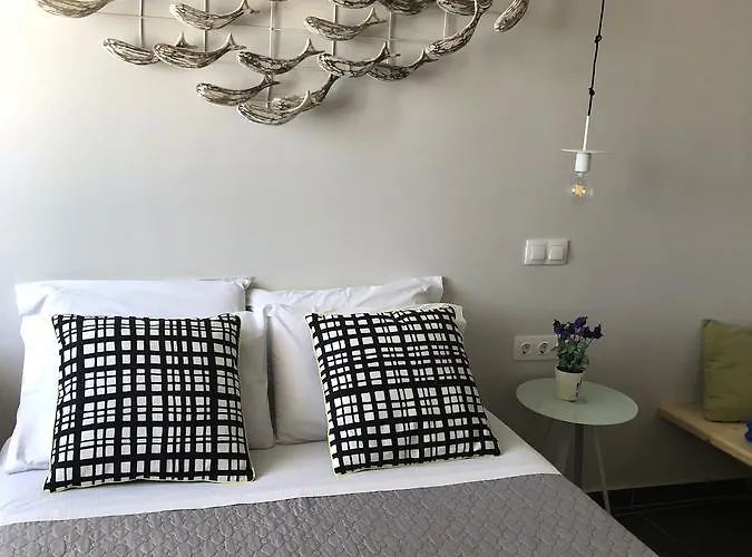 Afrodete * Firostefani